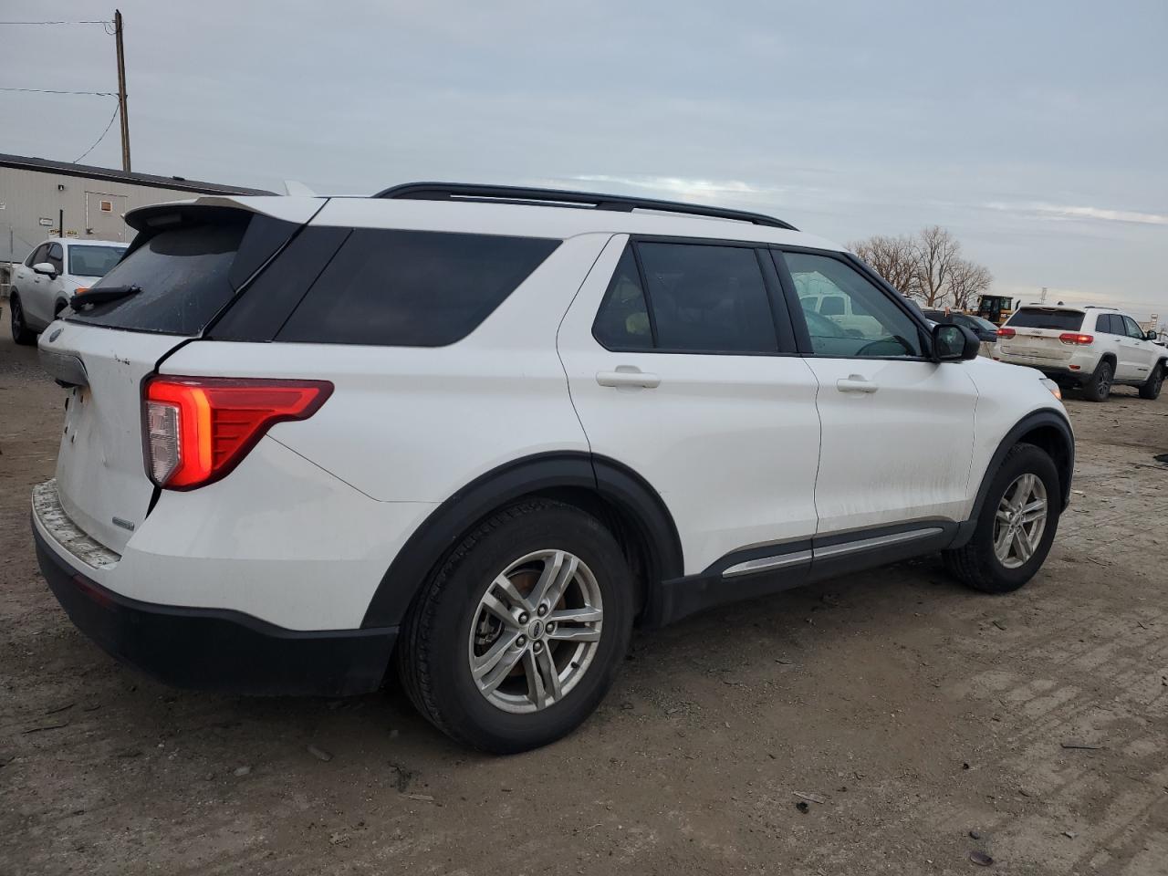 2020 Ford Explorer Xlt - Фото 3