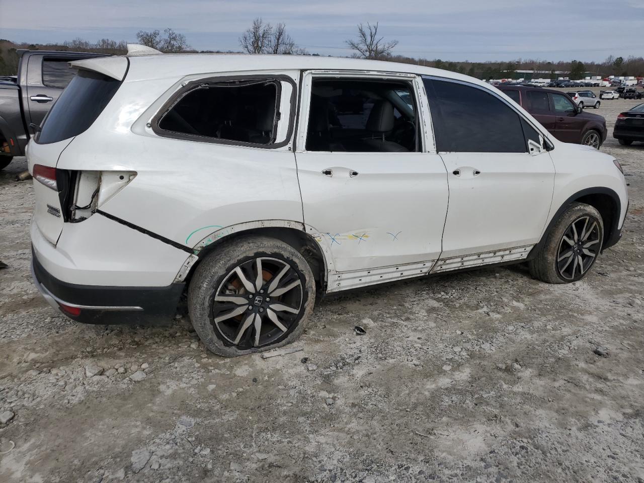 2021 Honda Pilot Touring - Фото 3