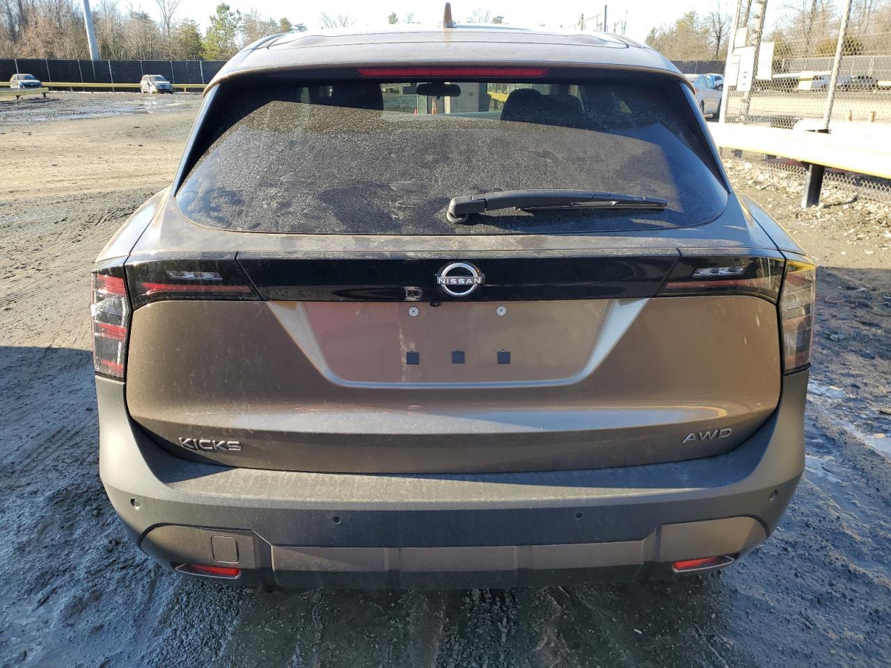 2025 Nissan Kicks Sv - Image 6