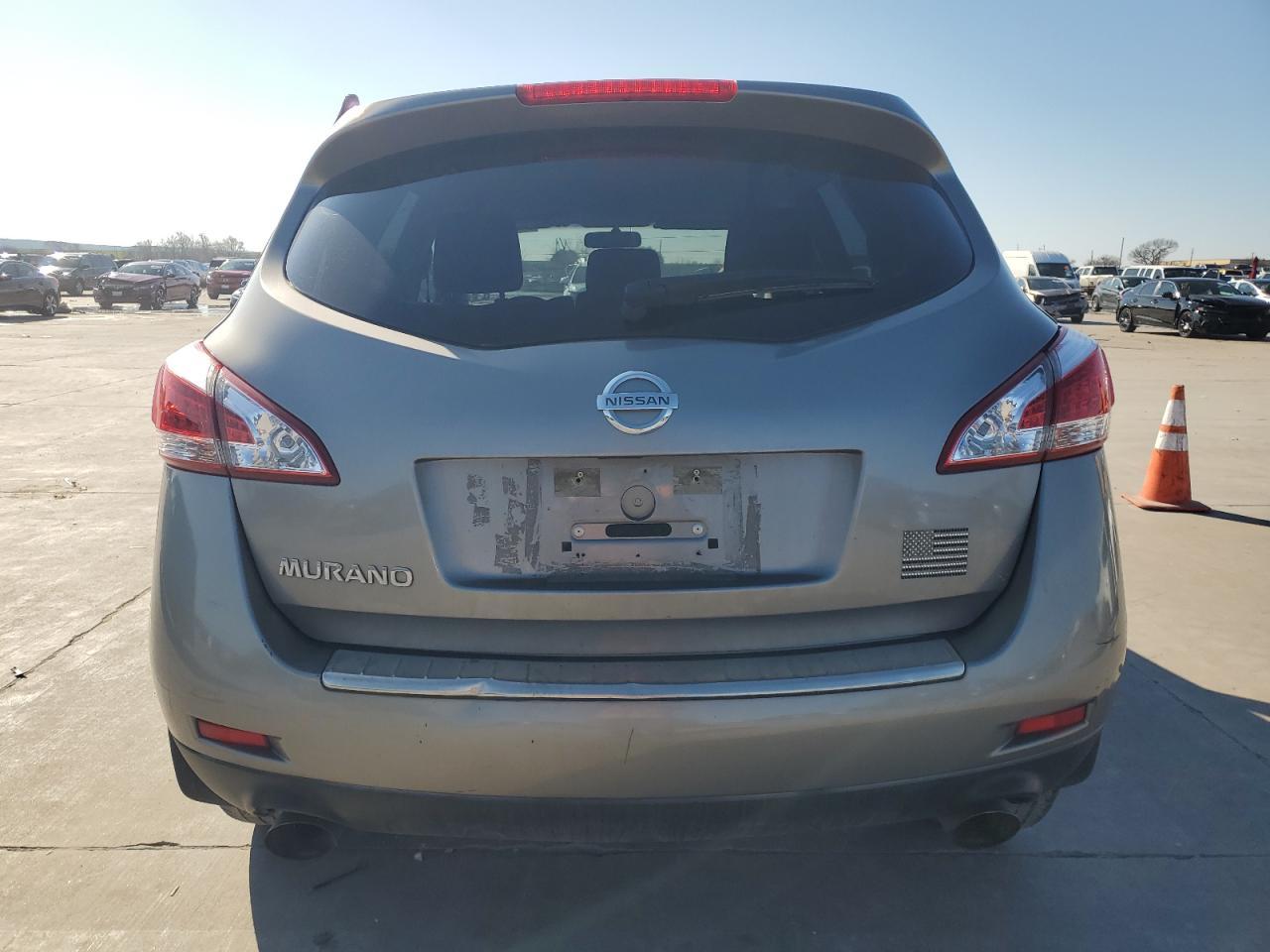 2011 Nissan Murano S - Image 6
