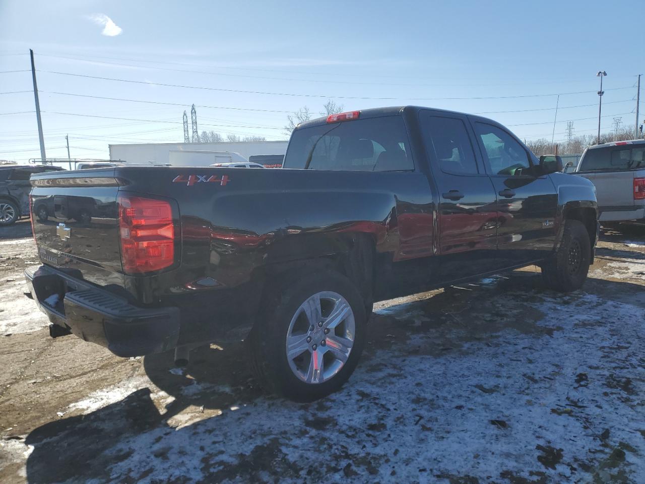 2018 Chevrolet Silverado K1500 Custom - Image 3