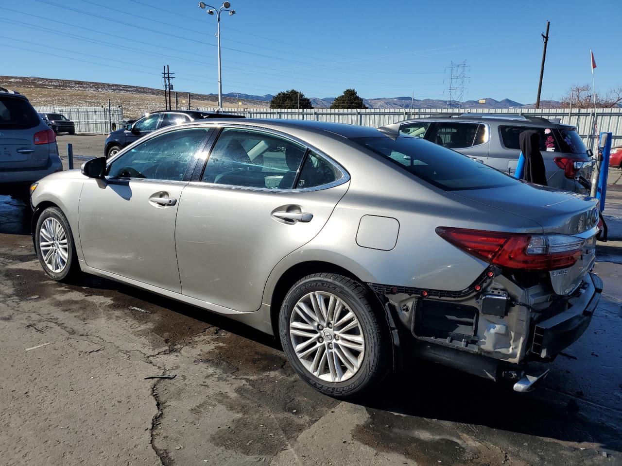 2017 Lexus Es 350 - Фото 2
