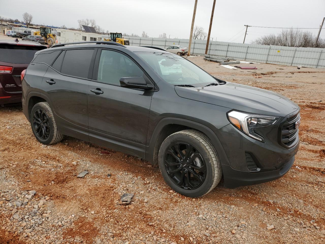 2021 GMC Terrain Sle - Image 4