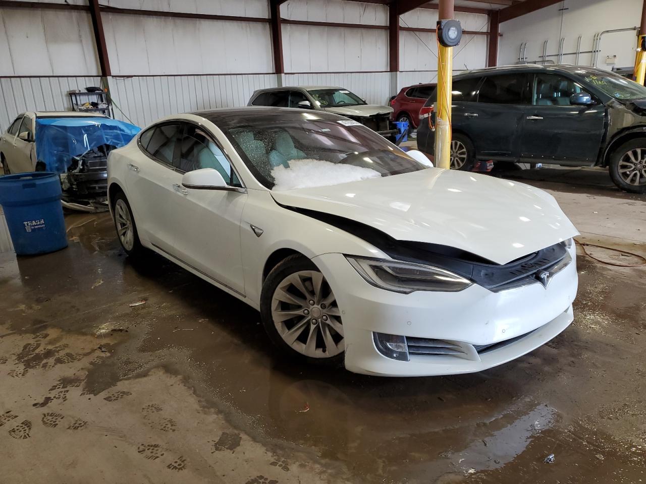 2017 Tesla Model S - Фото 4