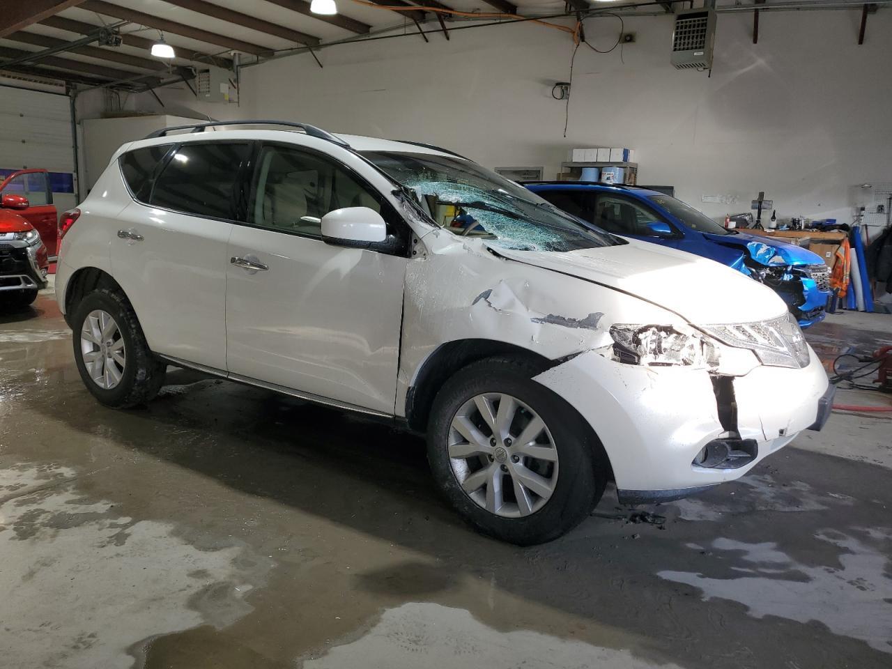 2014 Nissan Murano S - Image 4