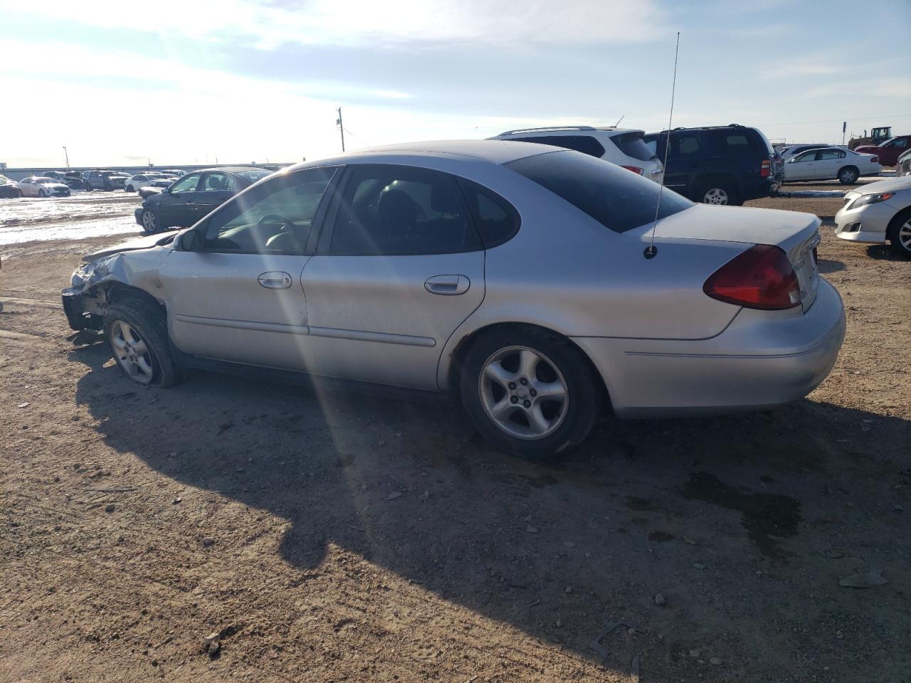 2000 Ford Taurus Se - Фото 2