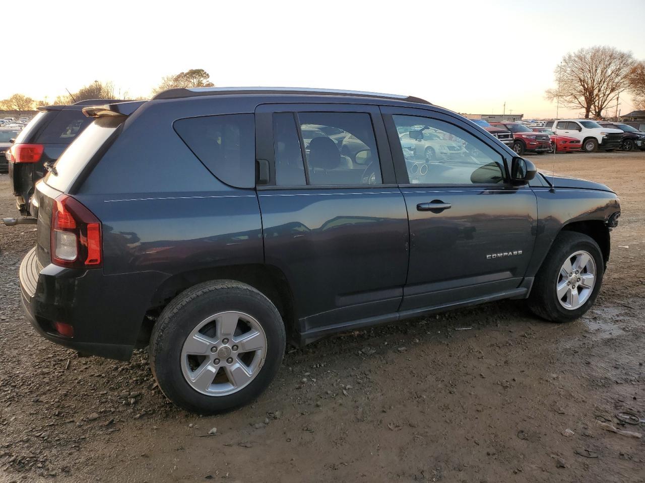 2014 Jeep Compass Sport - Image 3