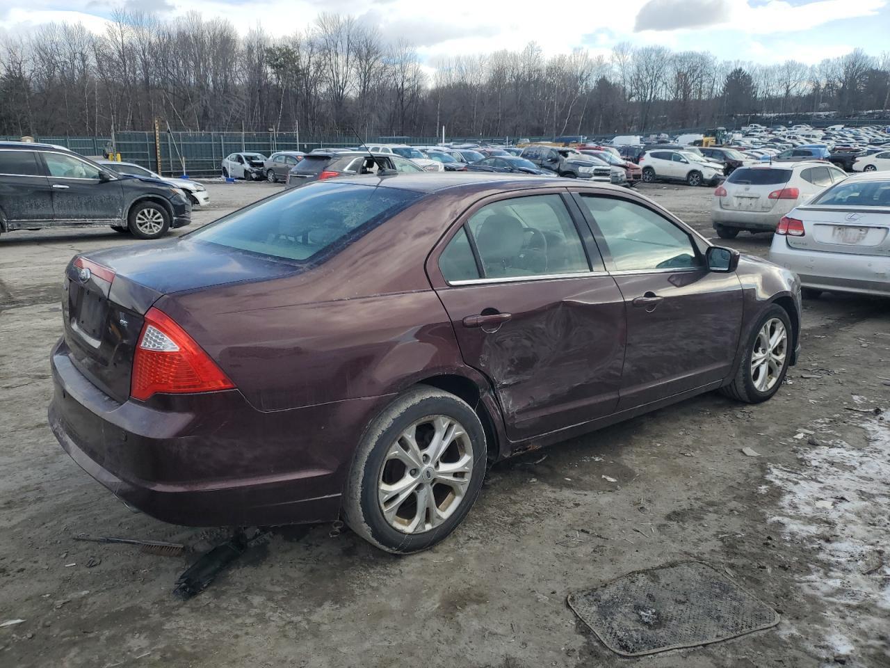 2012 Ford Fusion Se - Фото 3