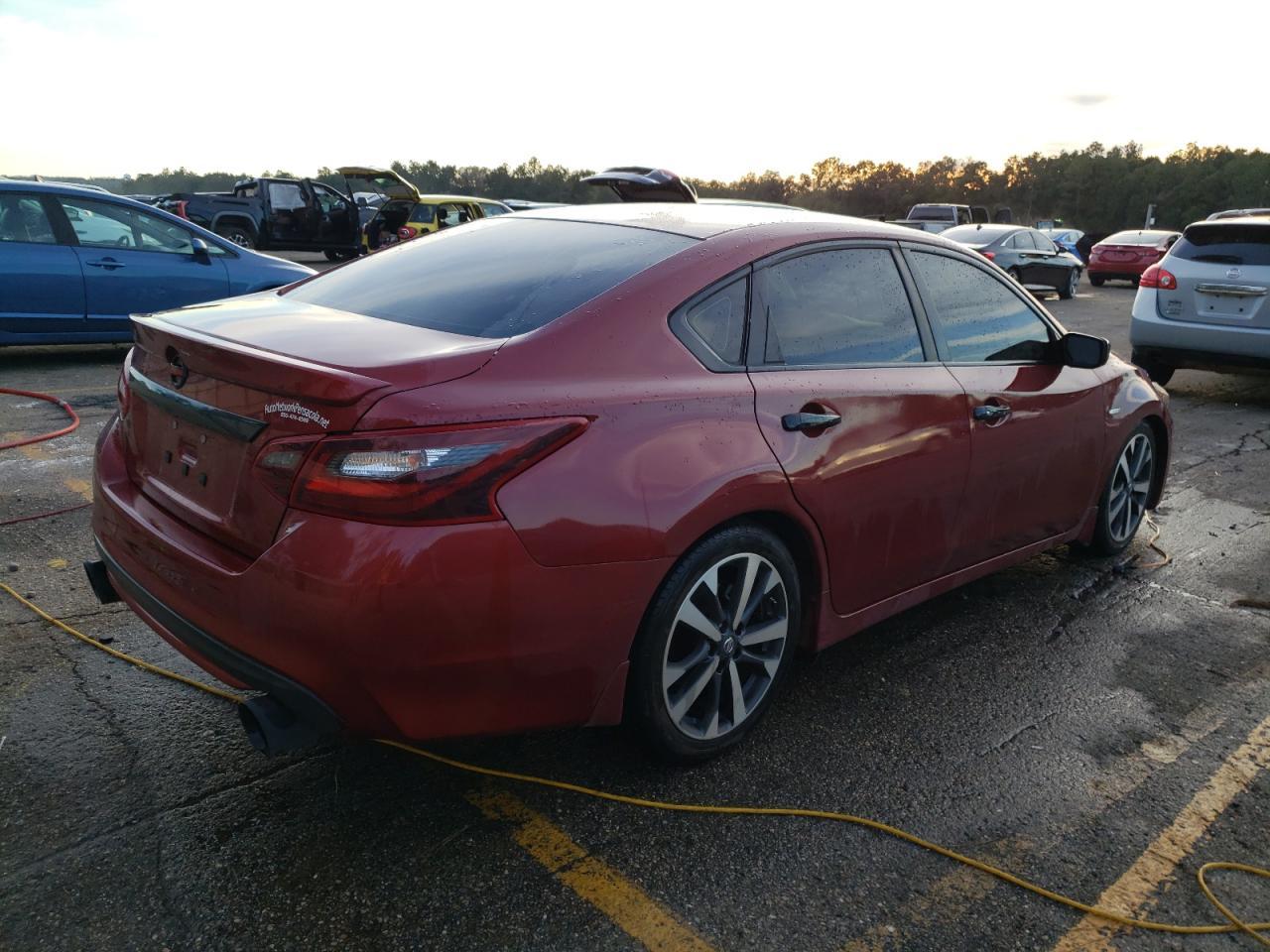 2017 Nissan Altima 2.5 - Фото 3