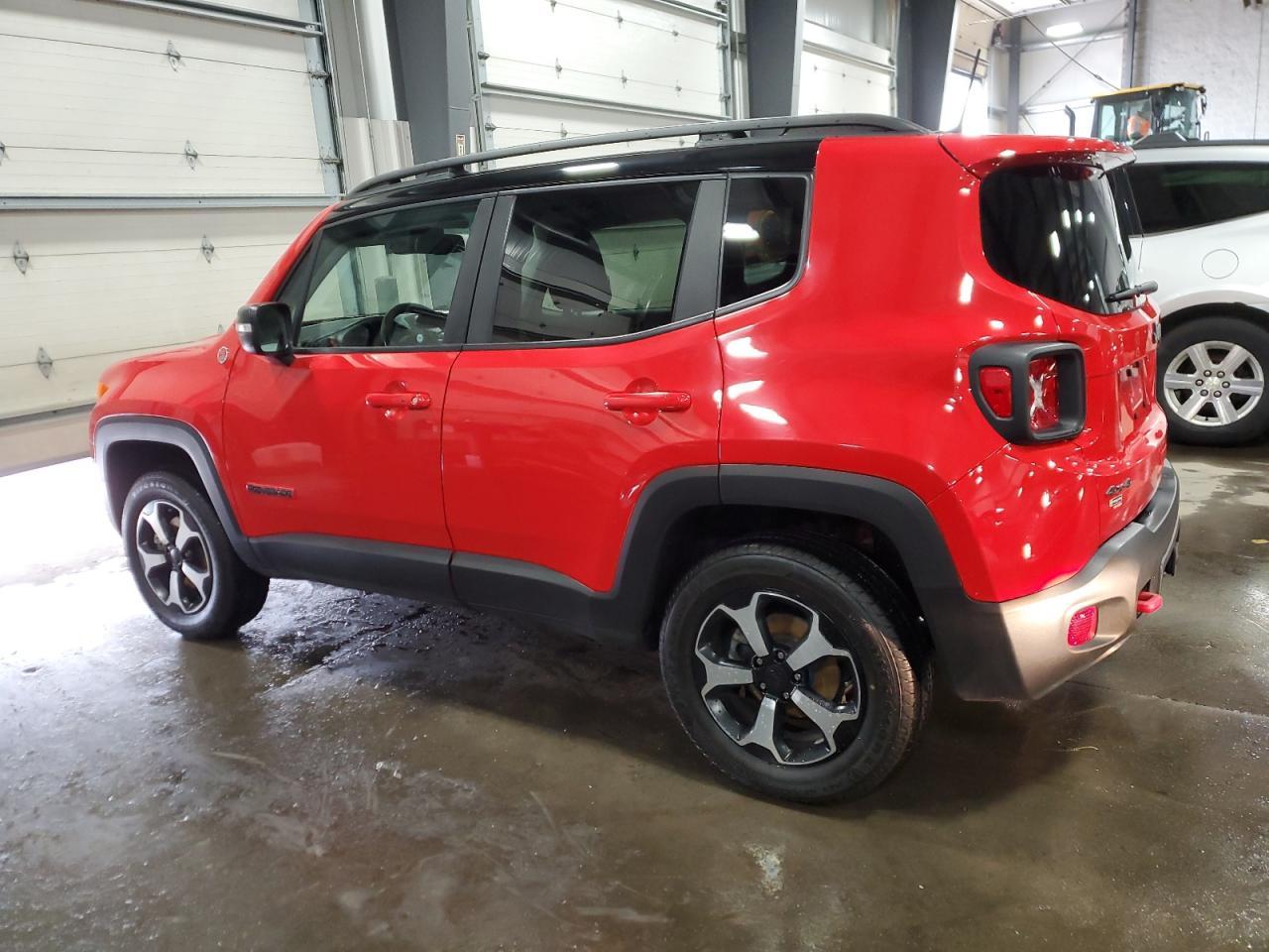 2021 Jeep Renegade Trailhawk - Фото 2