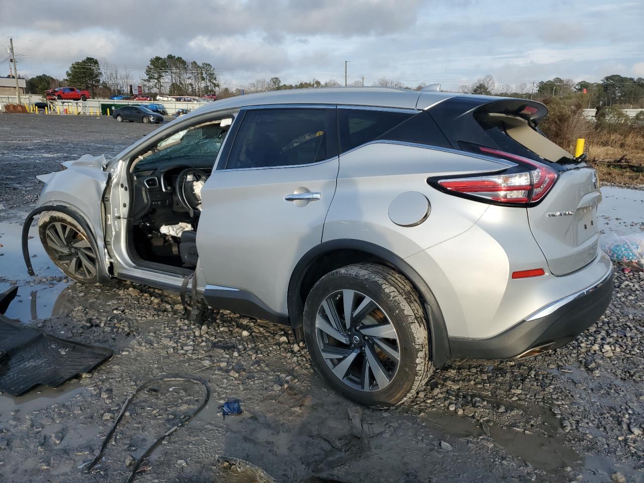 2018 Nissan Murano S - Image 2