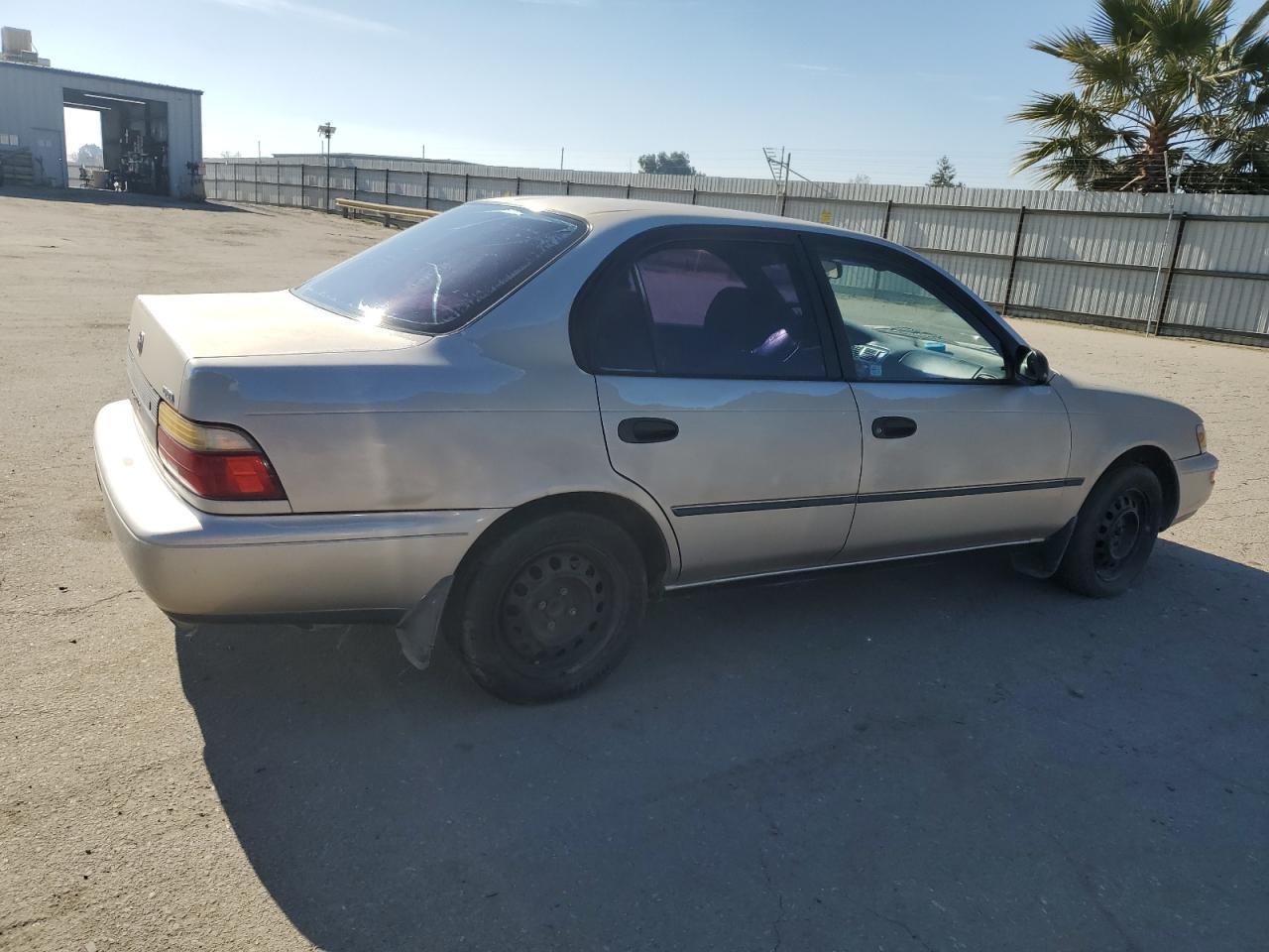 1995 Toyota Corolla Le - Фото 3