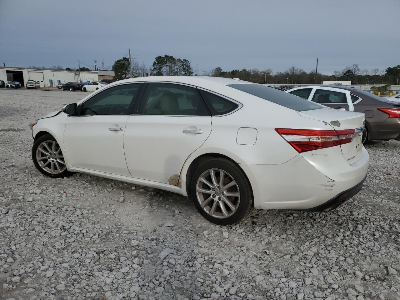 2013 Toyota Avalon Base - Фото 2