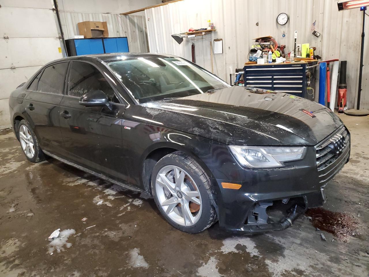 2018 Audi A4 Premium - Фото 4