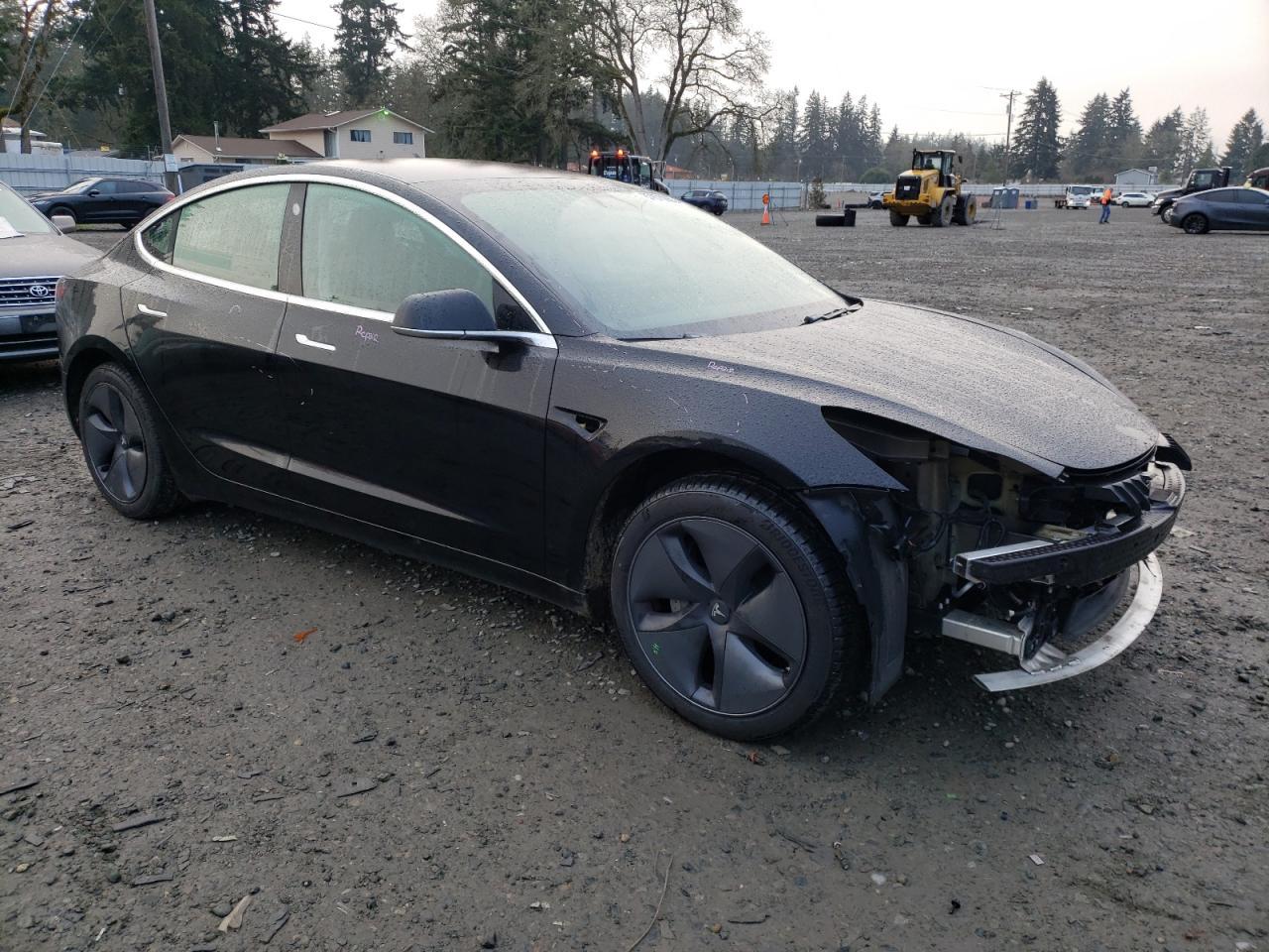 2019 Tesla Model 3 - Фото 4