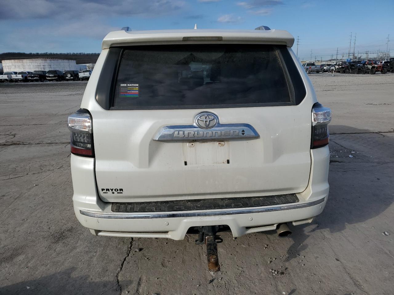 2014 Toyota 4Runner Sr5 - Image 6