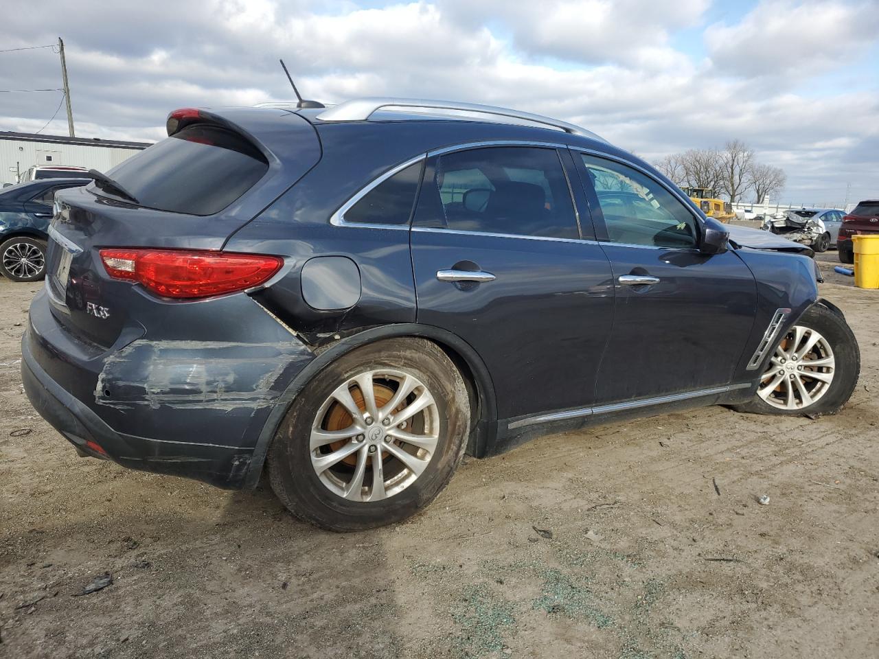 2011 Infiniti Fx35 - Image 3