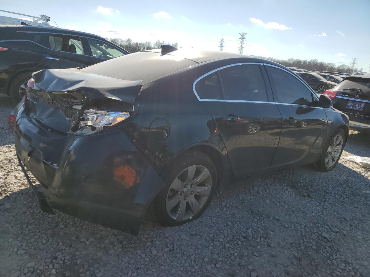2016 Buick Regal - Image 3