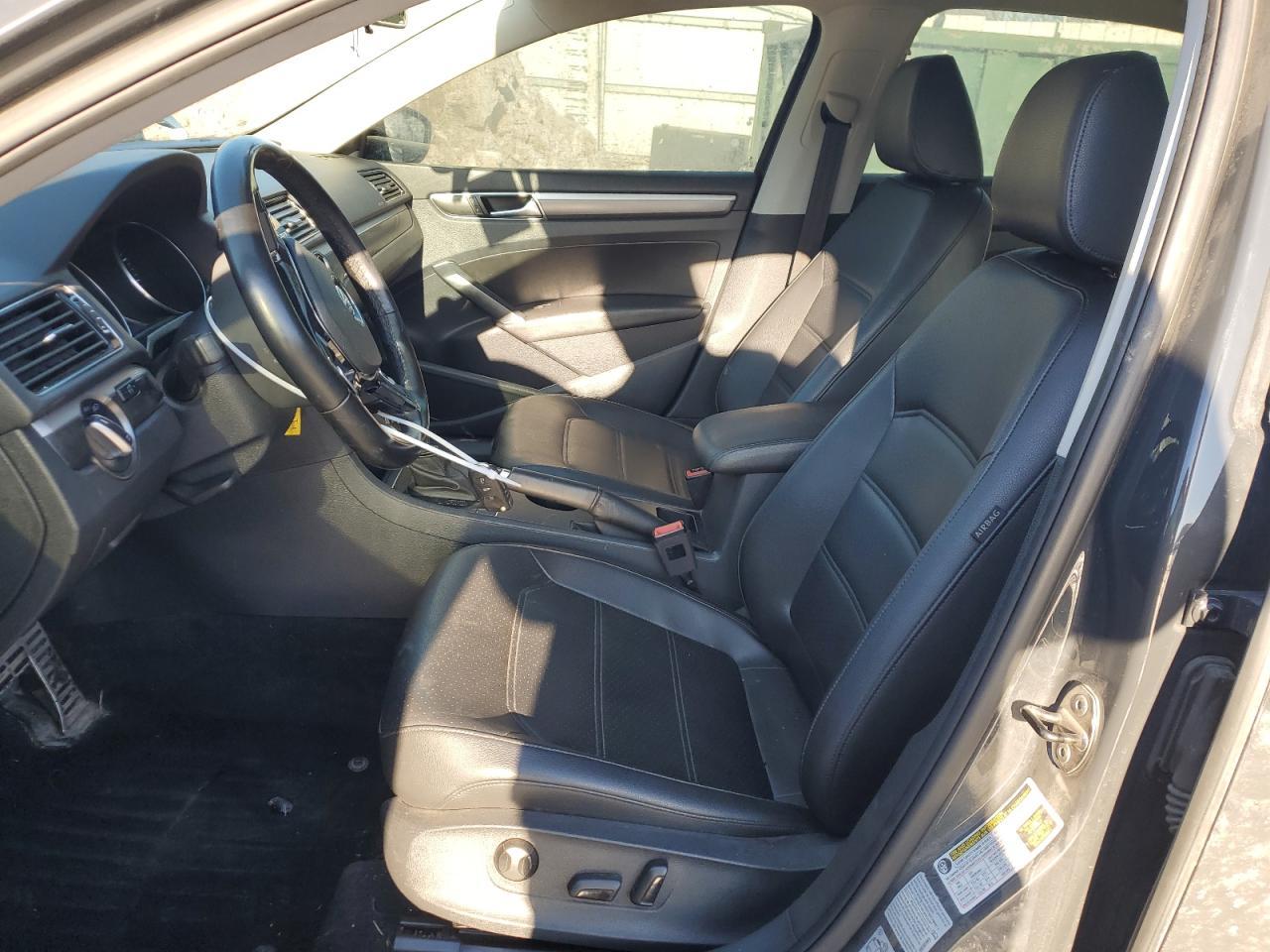 2018 Volkswagen Passat S - Фото 7