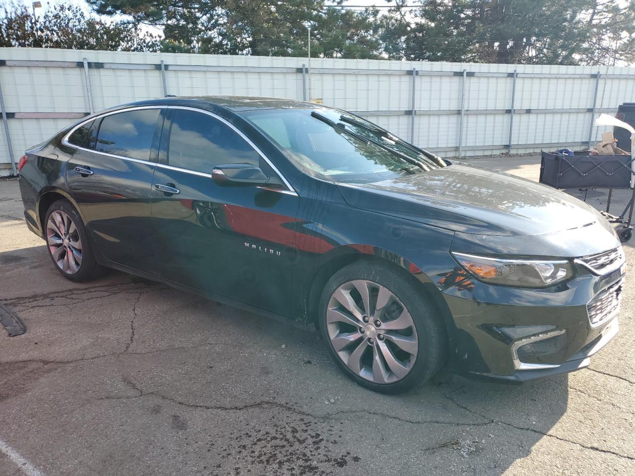 2016 Chevrolet Malibu Premier - Фото 4