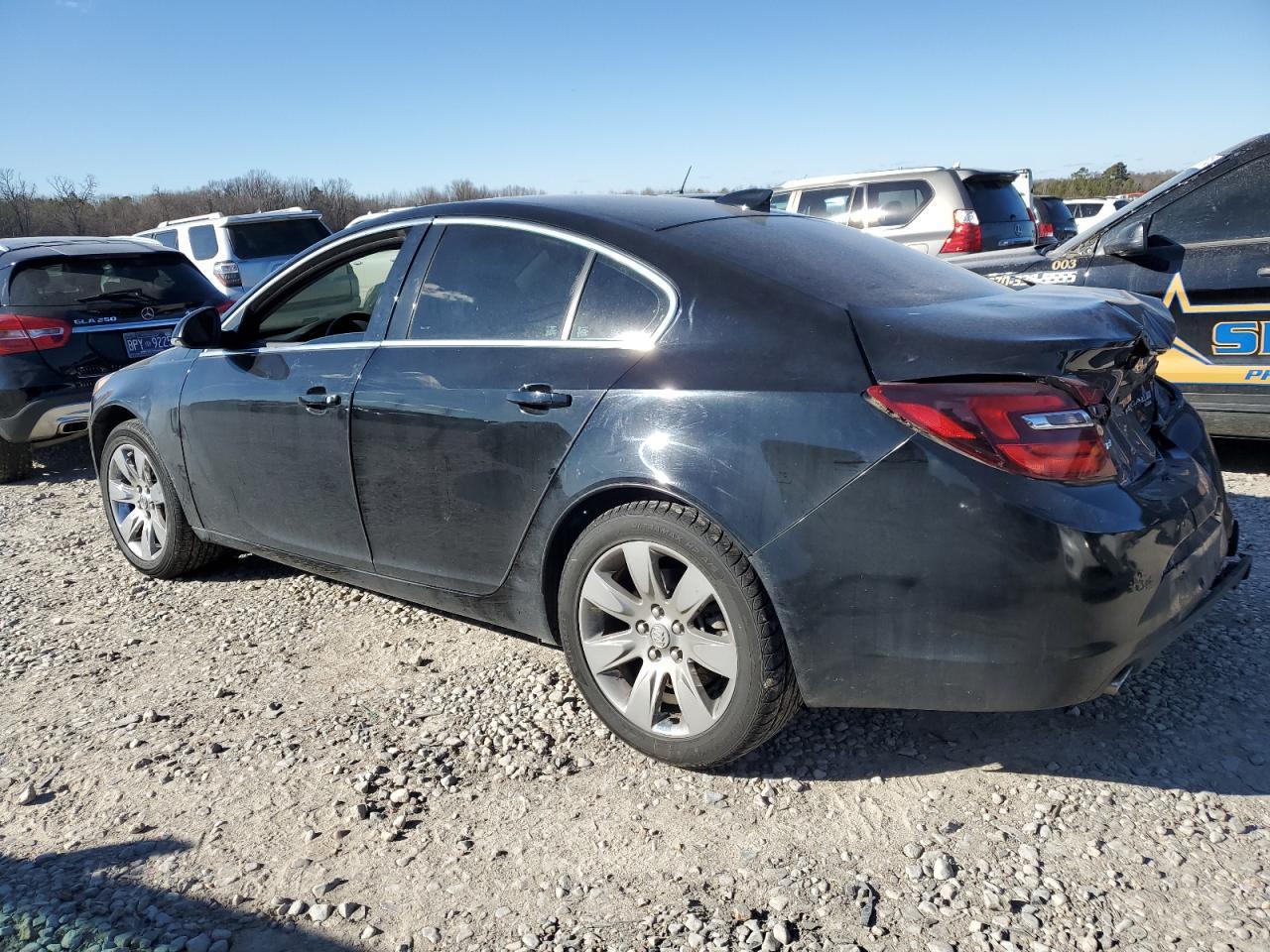 2016 Buick Regal - Image 2