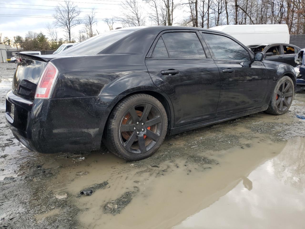 2013 Chrysler 300 Srt-8 - Фото 3