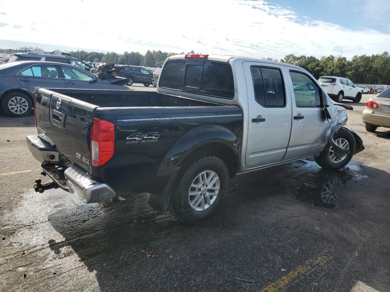 2014 Nissan Frontier S - Image 3