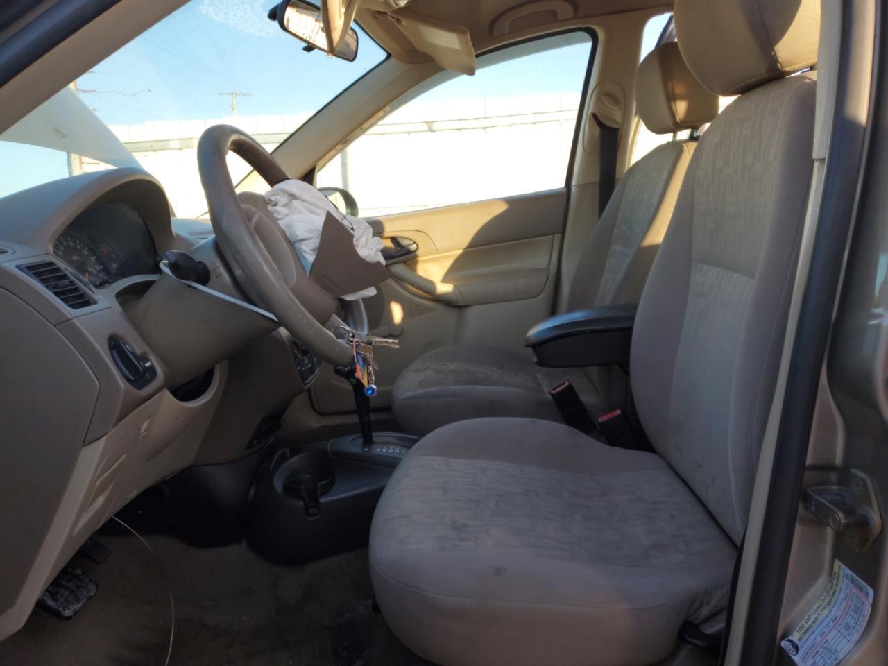 2005 Ford Focus Zx4 - Image 7