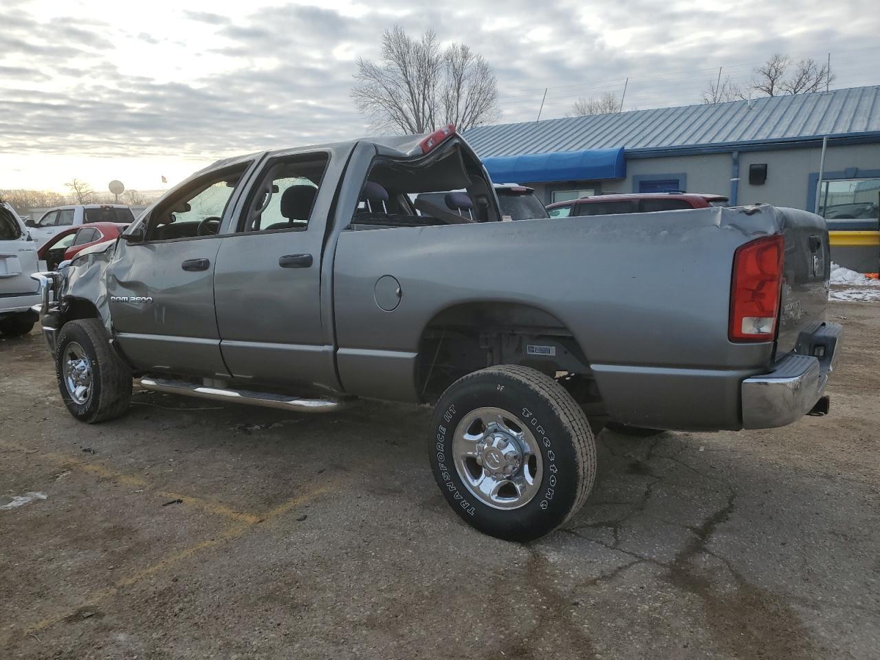 2005 Dodge Ram 2500 St - Фото 2
