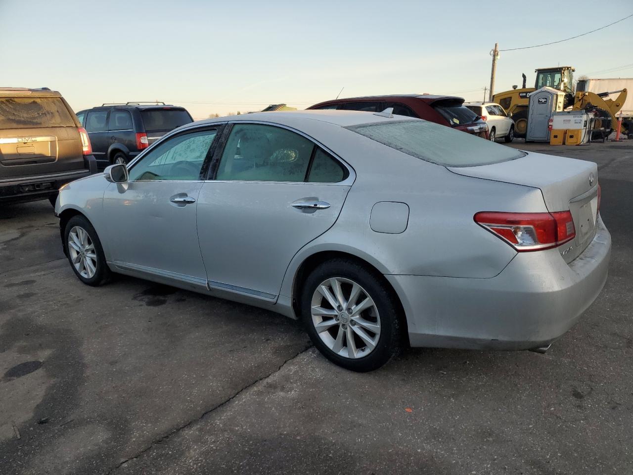 2010 Lexus Es 350 - Image 2
