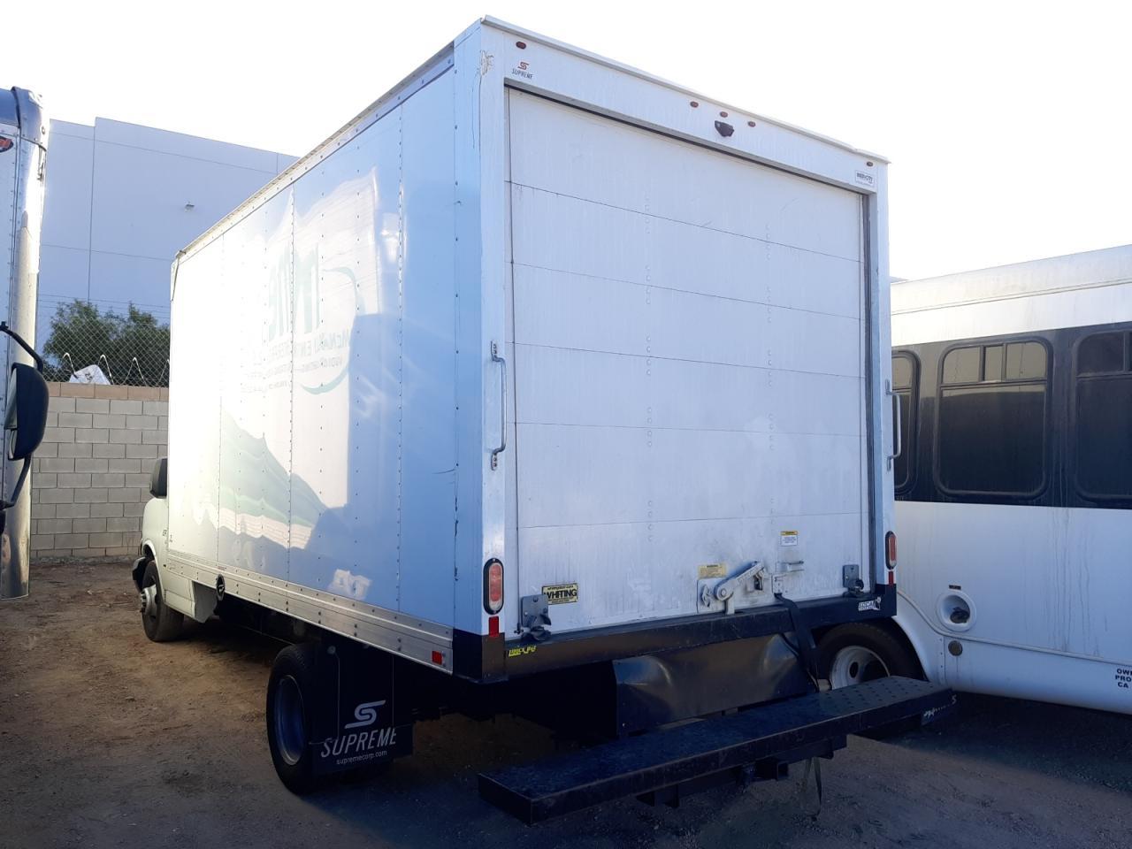 2019 Chevrolet Express G4500 - Image 2