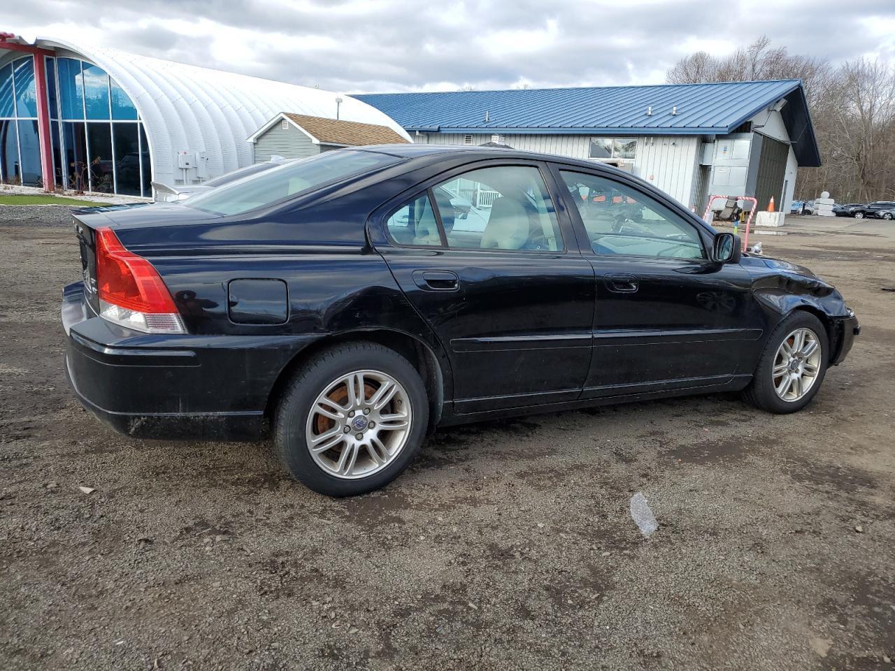 2009 Volvo S60 2.5T - Image 3