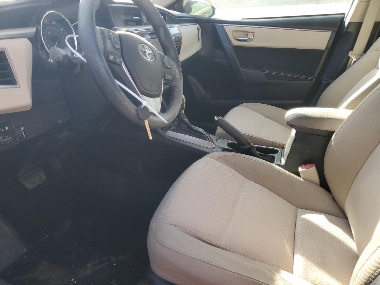 2015 Toyota Corolla L - Фото 7