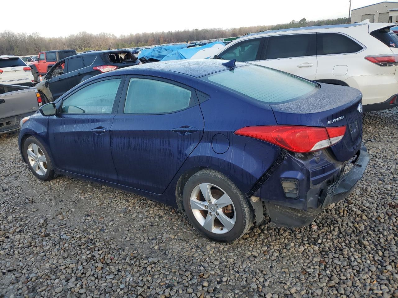 2013 Hyundai Elantra Gls - Фото 2