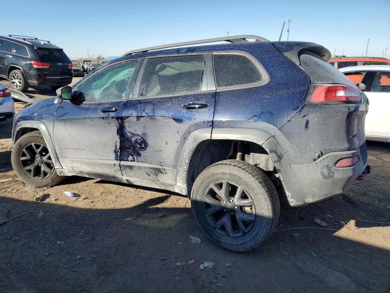 2016 Jeep Cherokee Trailhawk - Фото 2