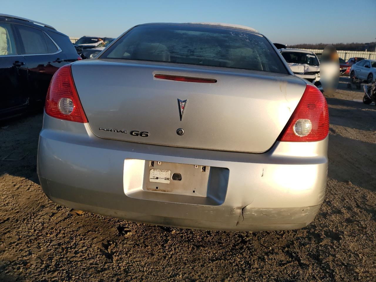 2008 Pontiac G6 Base - Фото 6