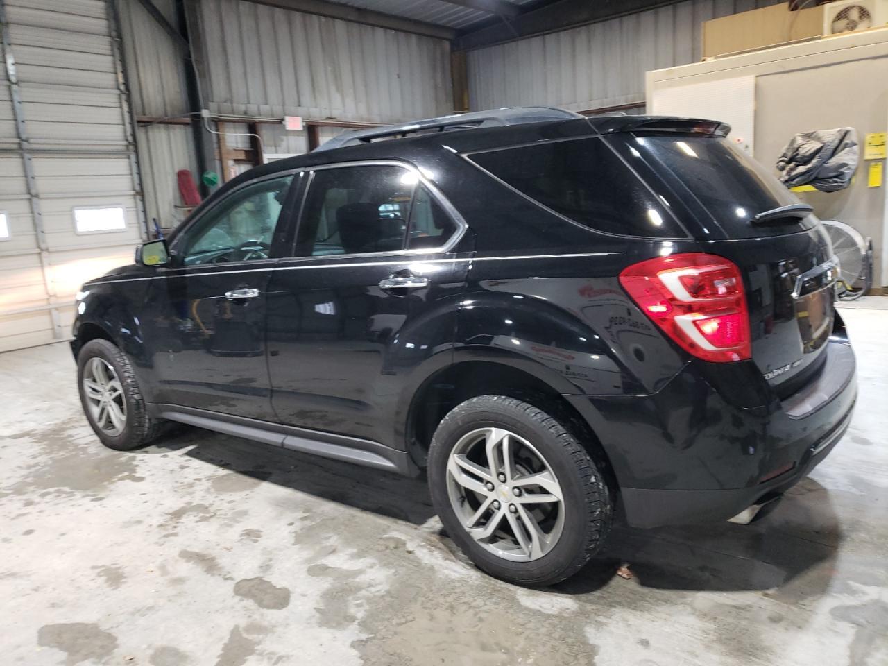 2017 Chevrolet Equinox Premier - Фото 2