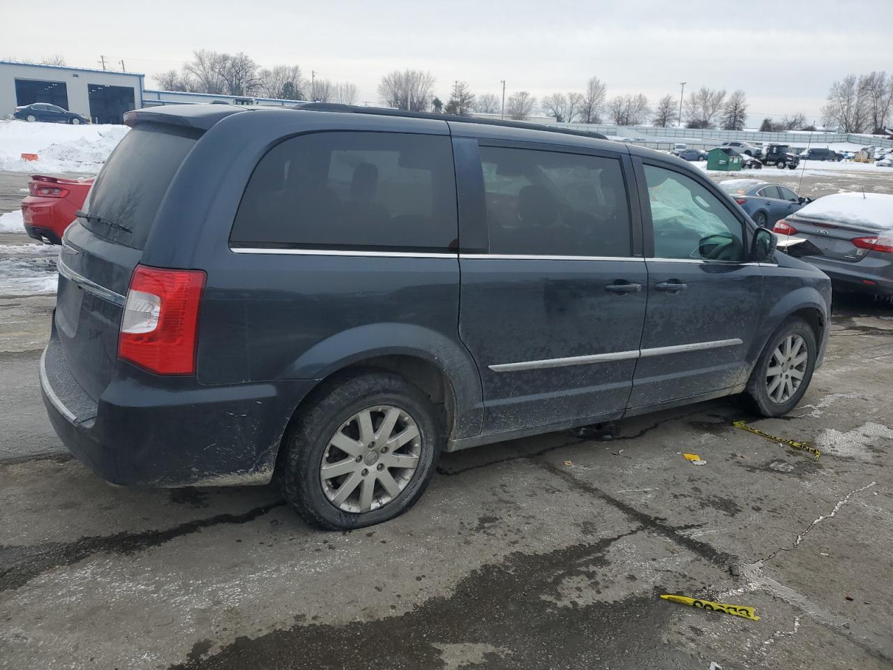 2014 Chrysler Town & Country Touring - Фото 3