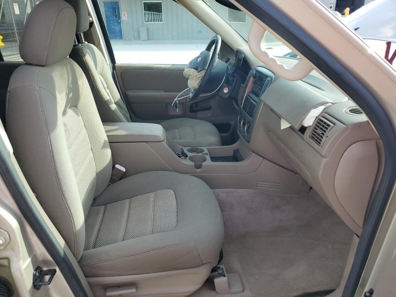 2005 Ford Explorer Xlt - Image 7