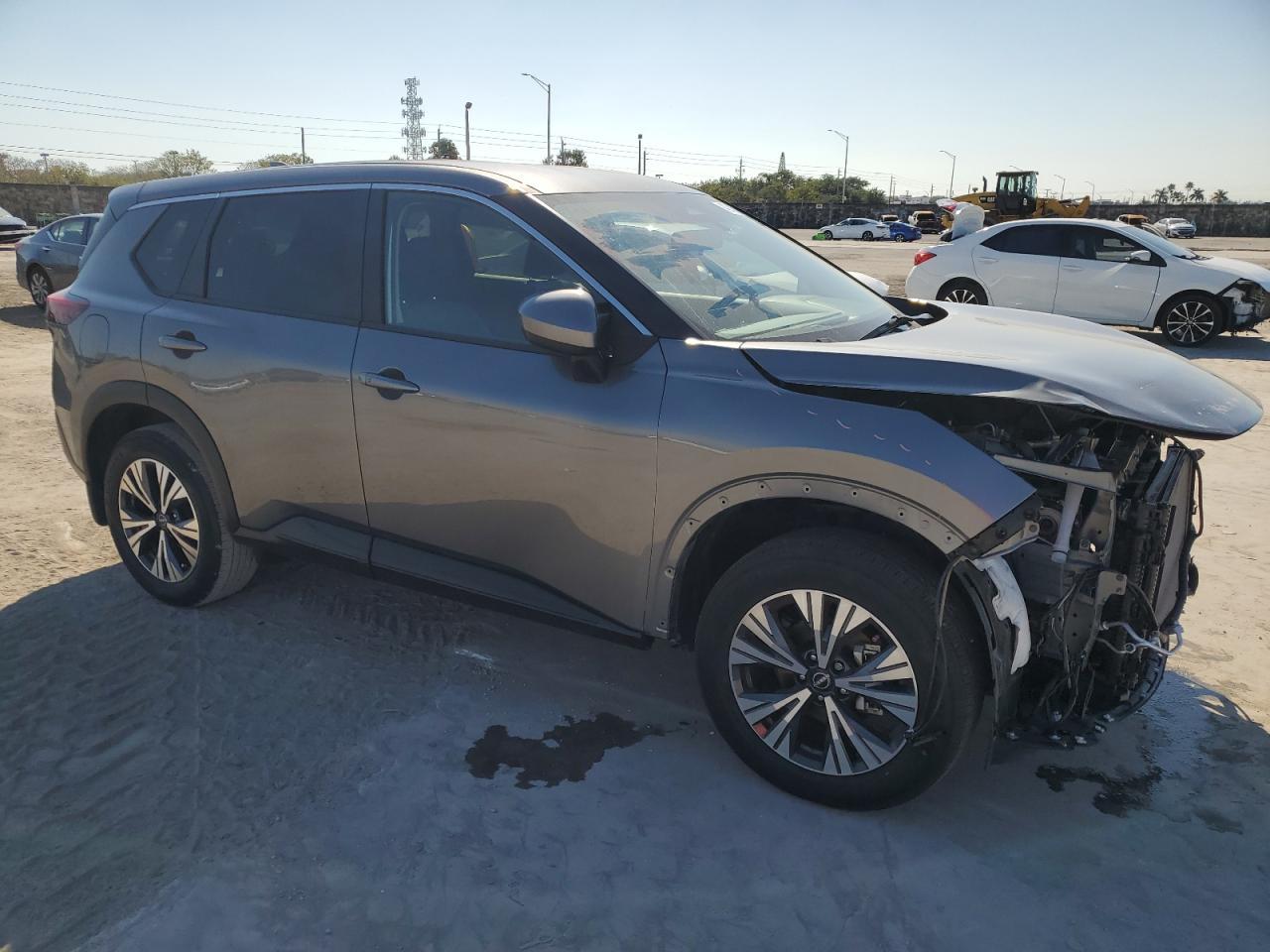 2023 Nissan Rogue Sv - Фото 4