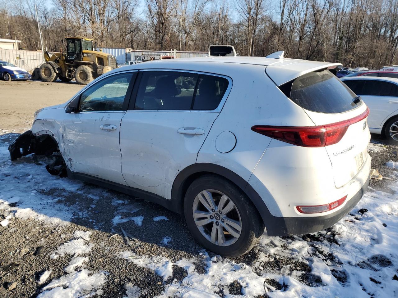 2018 Kia Sportage Lx - Image 2