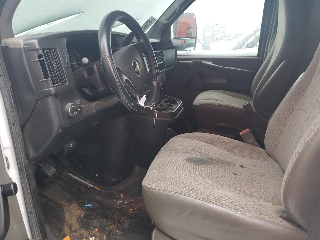 2015 Chevrolet Express G3500 - Фото 7