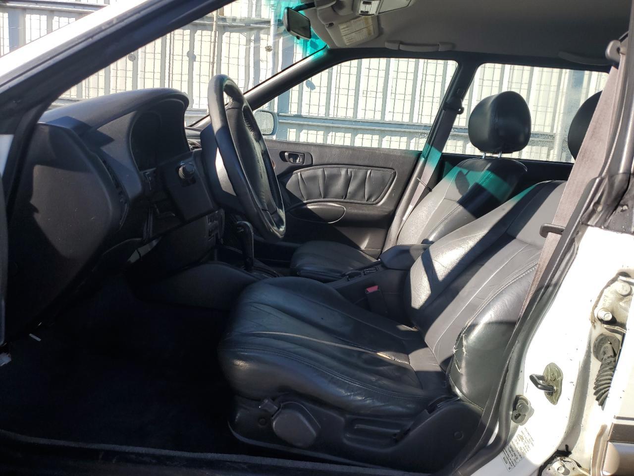 1998 Subaru Legacy 30Th Anniversary Outback - Image 7