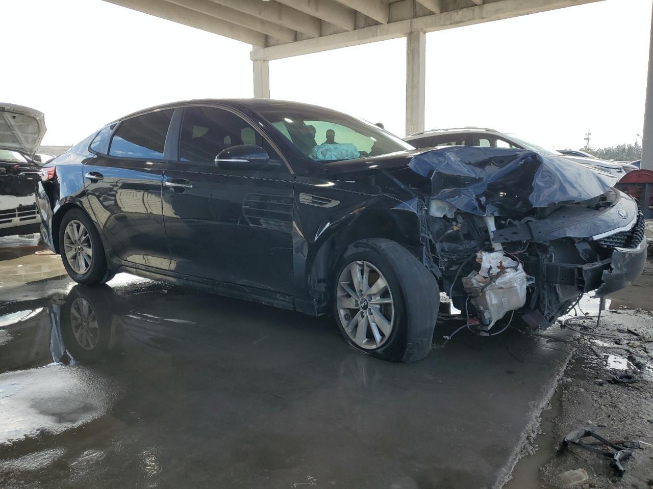 2017 Kia Optima Lx - Image 4