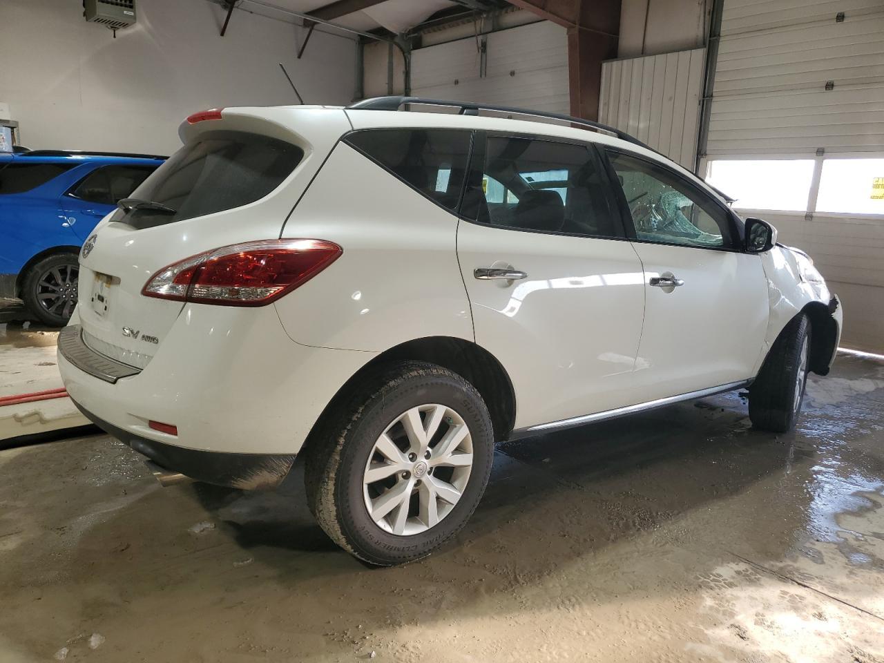2014 Nissan Murano S - Image 3