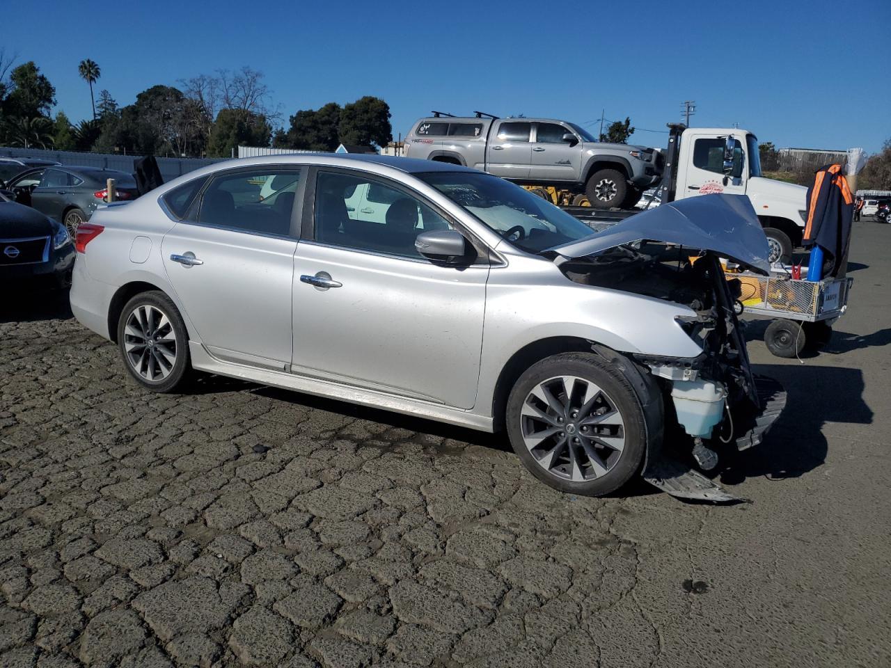 2017 Nissan Sentra S - Фото 4