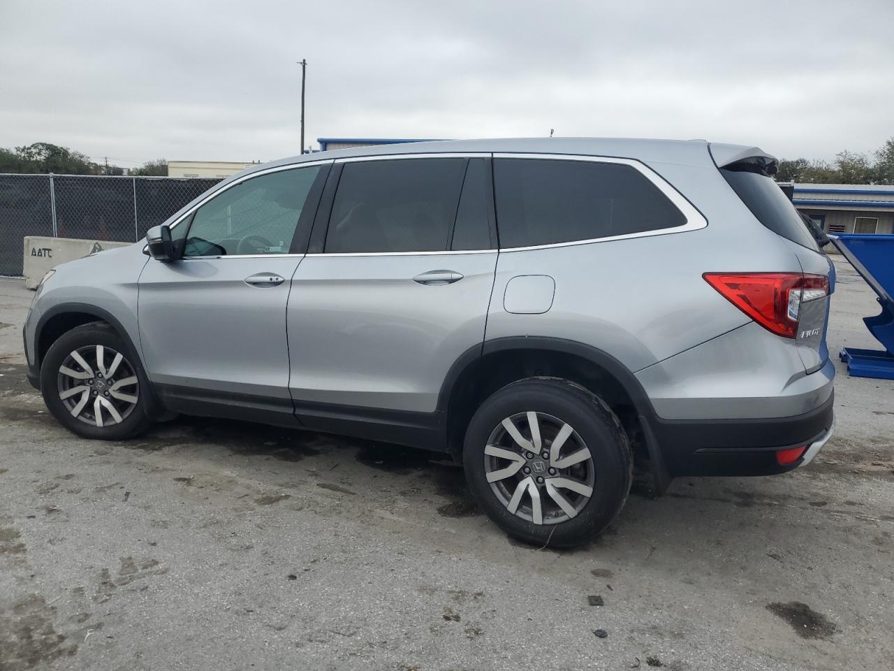 2019 Honda Pilot Ex - Image 2