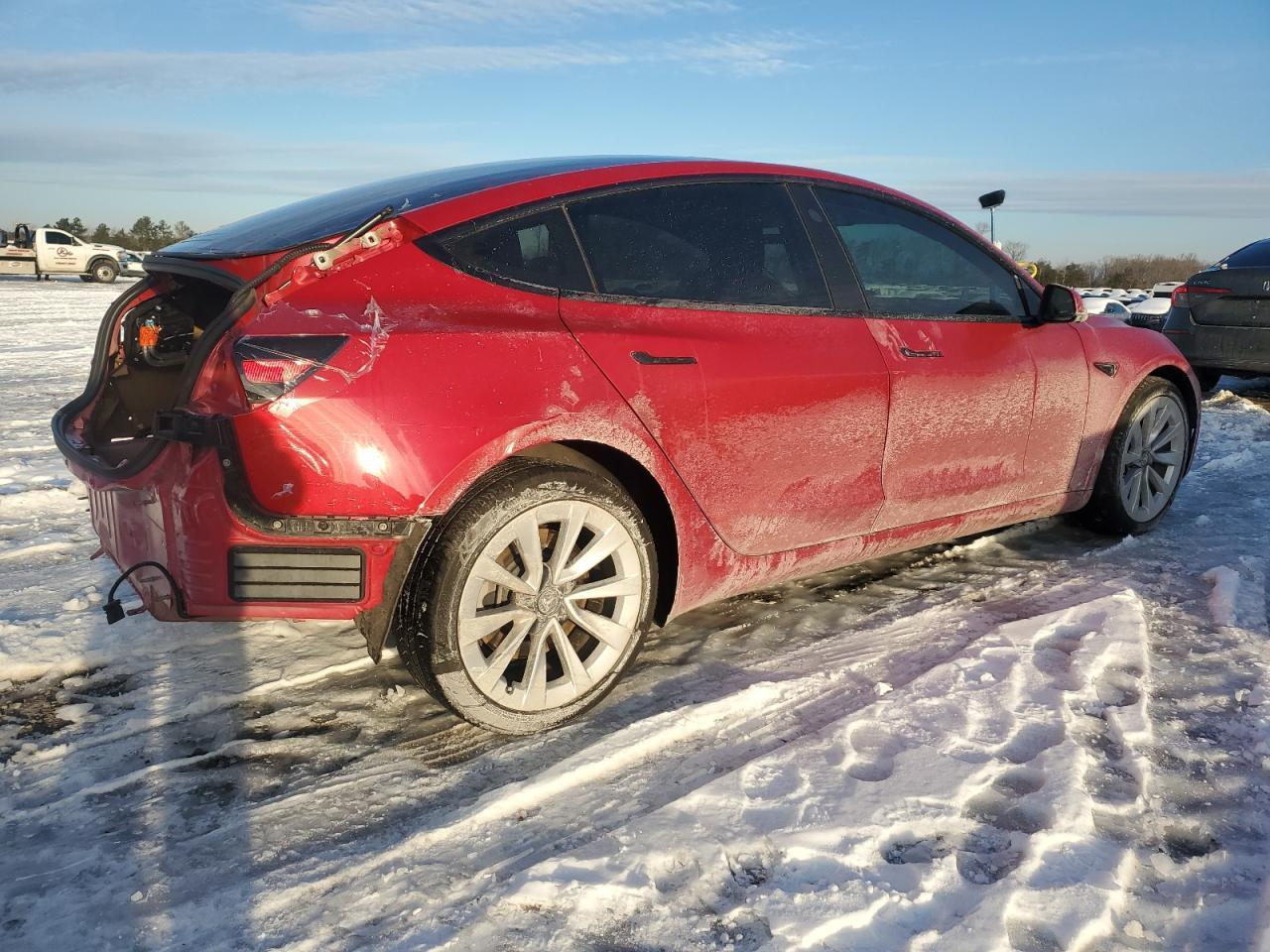 2022 Tesla Model 3 - Image 3