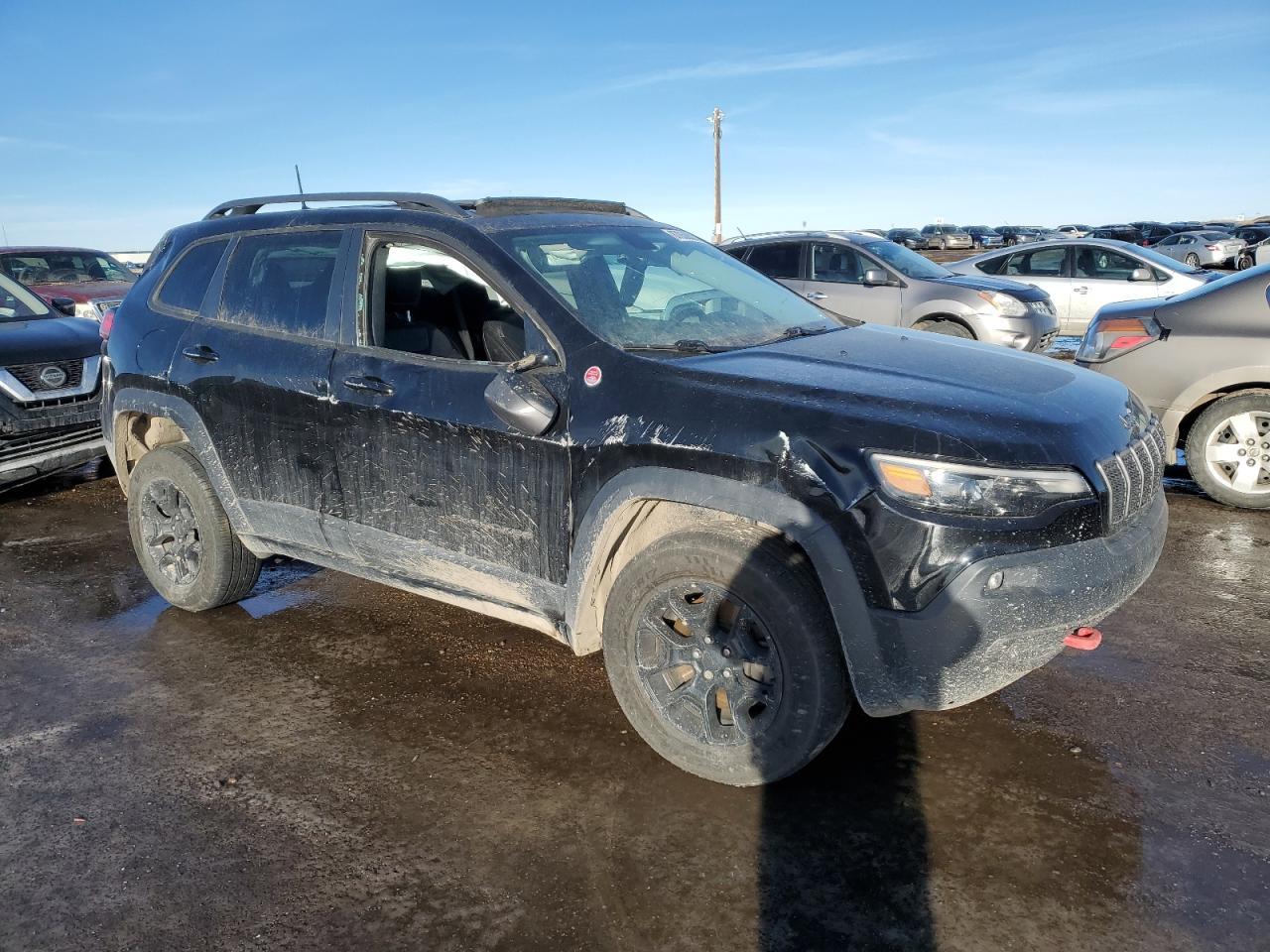 2019 Jeep Cherokee Trailhawk - Image 4