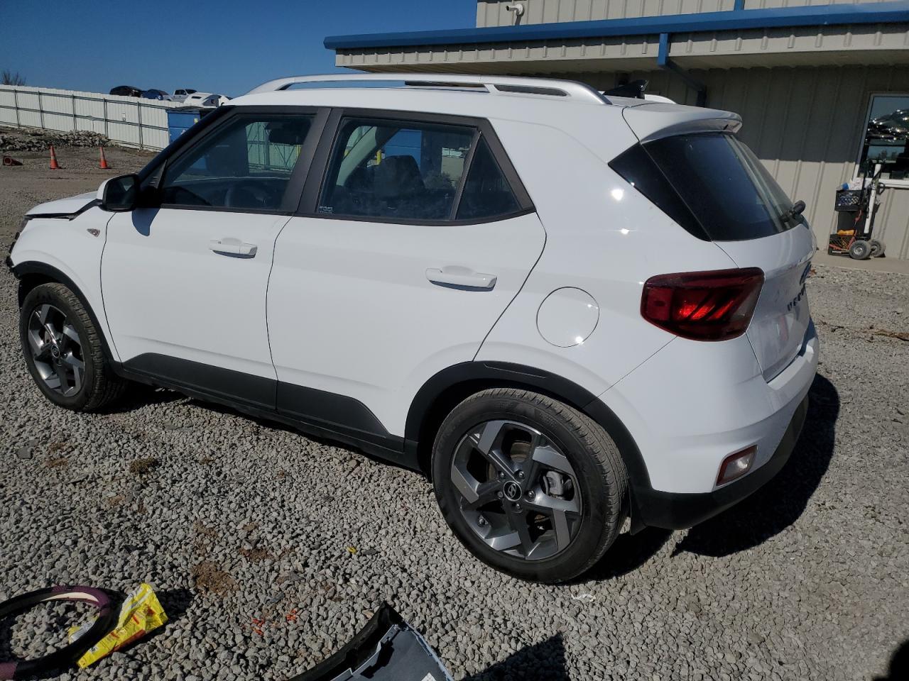 2022 Hyundai Venue Sel - Фото 2